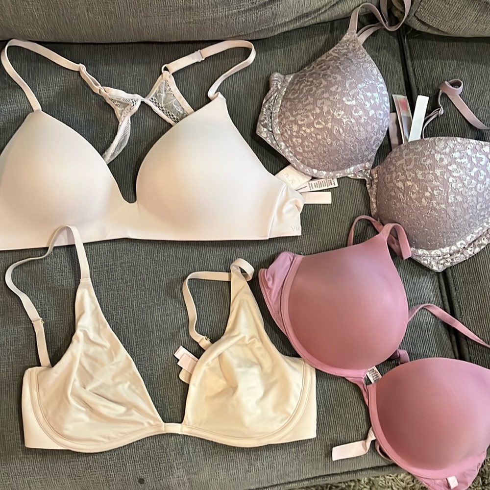 Lot of 4 Victoria’s Secret bras 34C